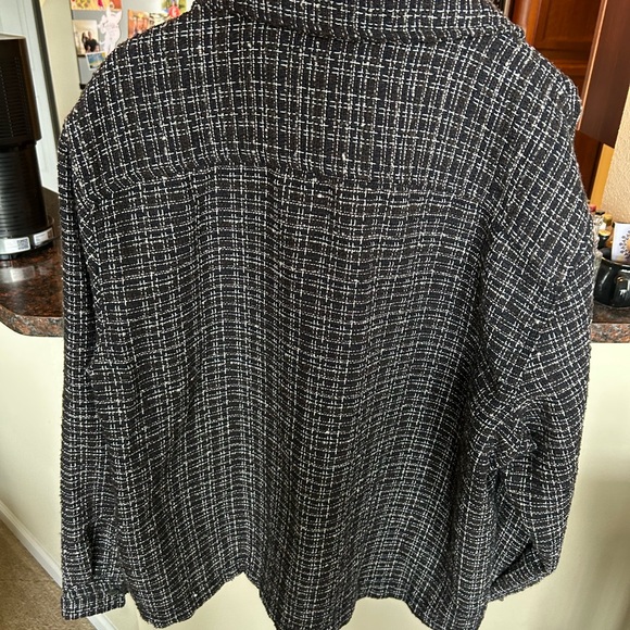 H & M button down - Picture 2 of 2